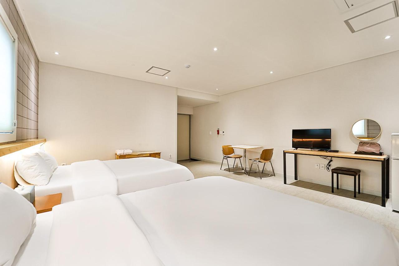 Ciel Mini Hotel คยองจู ภายนอก รูปภาพ