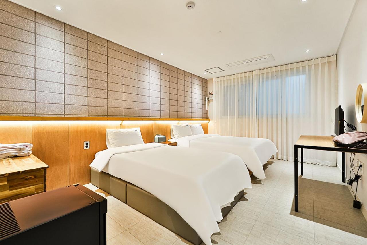 Ciel Mini Hotel คยองจู ภายนอก รูปภาพ